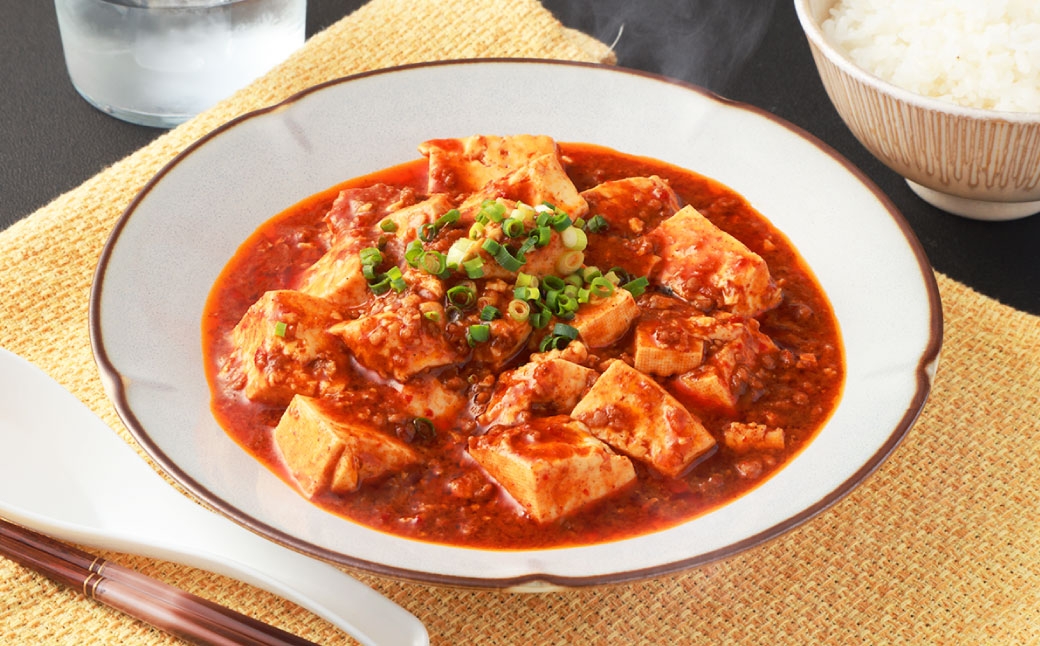 
            フライパンDE麻婆豆腐 250g×4パック 計1kg 麻婆豆腐 麻婆 麻婆豆腐の素 麻婆ソース 中華 冷凍
          