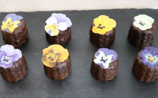 カヌレ お花のカヌレ かぬれ 米粉 平飼い卵 グルテンフリー 洋菓子 焼き菓子 お菓子 おかし スイーツ すいーつ おやつ 美味しい 手作り ドルチェ デザート ギフト プレゼント 誕生日 ご褒美 お