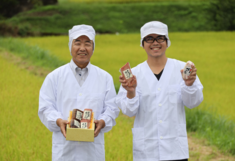 【飛騨 味職人】手作りベーコン、焼豚、あらびきウインナーセット  【57-7】