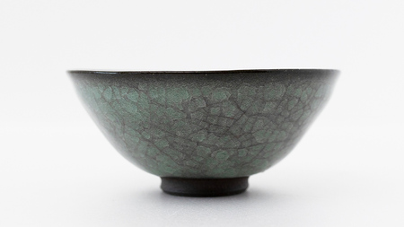 【氷裂貫入青瓷】抹茶茶碗 （小野寺裕司 作） 径13.4cm×高さ6.1cm
