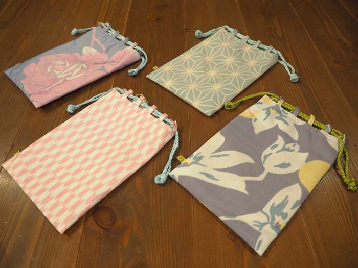 【ふるさと納税】 秩父銘仙　御朱印帳巾着 ／ 上質 捺染 きんちゃく 伝統的工芸品 送料無料 埼玉県 特産 No.460