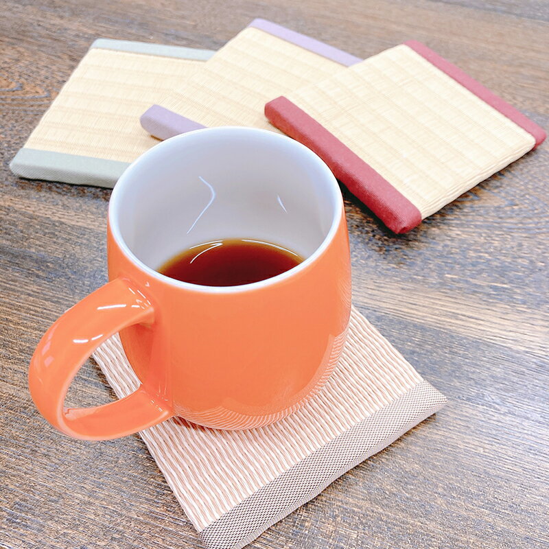 【ふるさと納税】畳職人謹製 プチ畳 おまかせ 4枚セット ／ ハンドメイド 和雑貨 和小物 インテリア ナチュラル ミニチュア おしゃれ 日用品 工芸品 デスク オフィス 可愛い かわいい おしゃれ 小さい コースター ぬくもり 自然 人気 お取り寄せ 鏡畳店 山形県 寒河江市