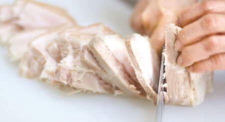 【3ヶ月定期便】「玉家 豊崎店」の三枚肉そば4食セット｜沖縄そば そば 沖縄 おきなわ 麺 麺類 セット 玉屋豊崎店 定期便 三枚肉 三枚肉そば 人気 送料無料(AA006)