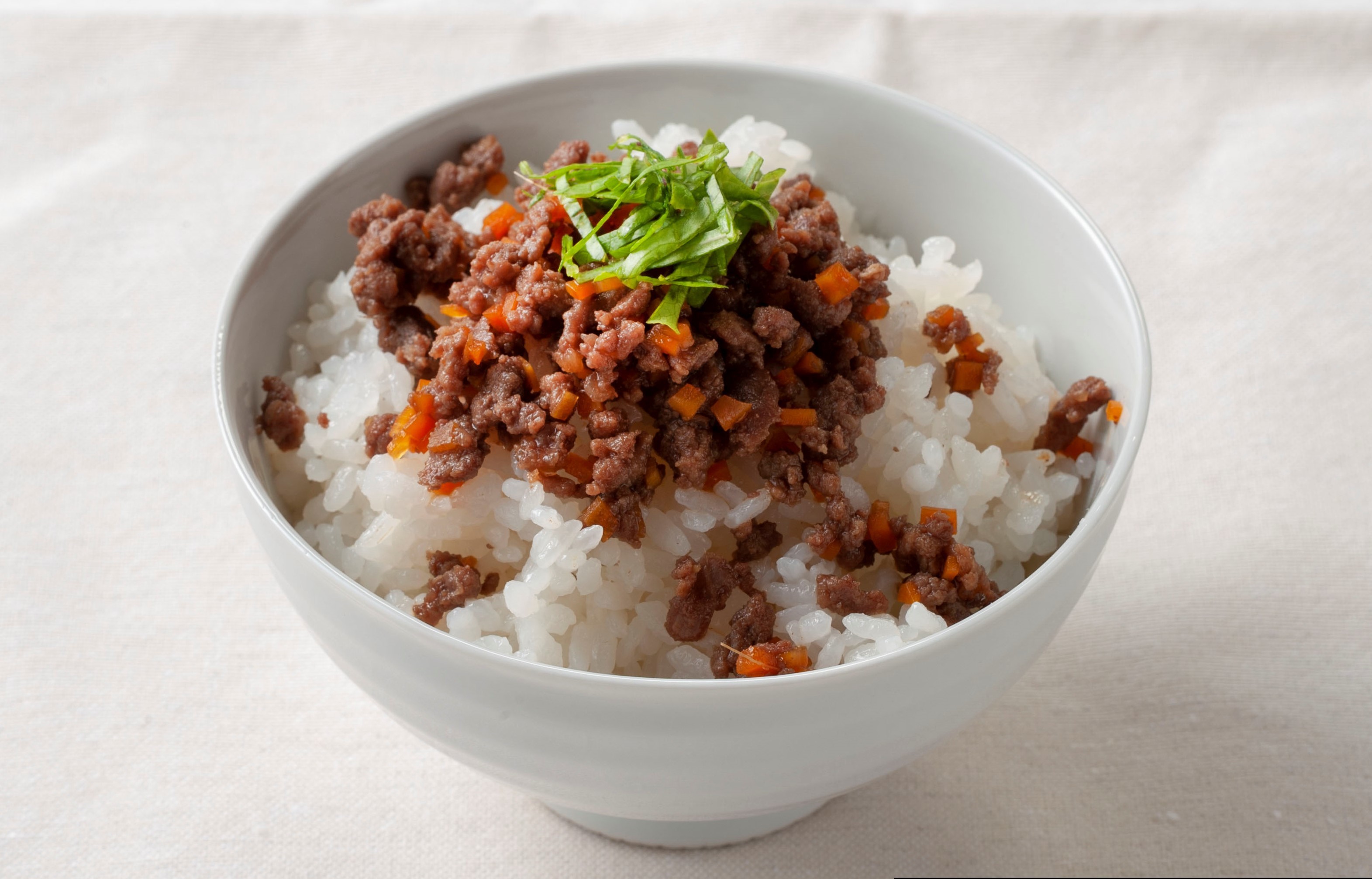 (1182)ジビエ ヘルシー 万能 鹿肉ミンチ 300g×6パック 小分けパック