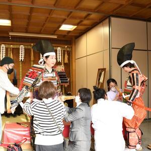 【本格プラン】ほら貝でお出迎え！鎧に着替えて、村上海賊ゆかりの因島最古の神社で鎧武者等祈願体験 （約2時間半のコース） 大人（13歳～）2名