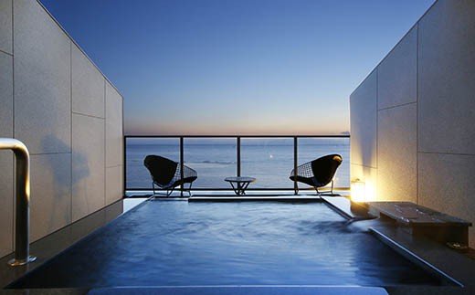 CA078 水平線に溶け込むテラスで　ホテル宿泊温泉プラン（ホテル南風楼）