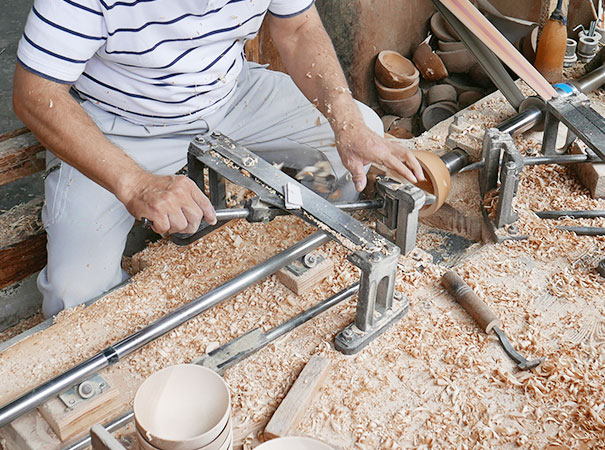 aeru 川連漆器のこぼしにくい器 ボウル 赤紅【(株)和える】[N15602]