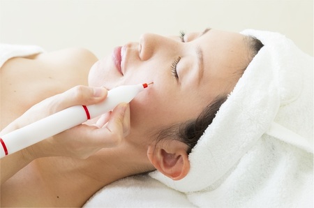 リアージュ（シミケア）30分コース 5回券 リアージュ シミケア フェイシャルコース 30分 5回券 クレンジング 角質ケア マスク ヘッドマッサージ 低周波パルス コース チケット 5回分 セット 