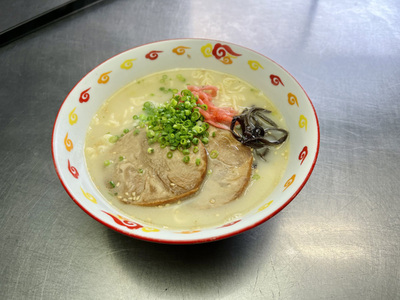屋台ラーメン(豚骨) 20食セット(5食×4袋) 吉富町/株式会社マル五[BGAC037]