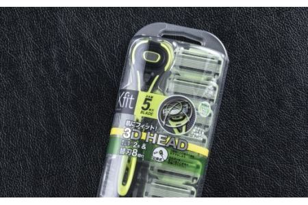 貝印 5枚刃カミソリ Xfit 敏感肌用バリューパック（本体2本＋替刃8個）