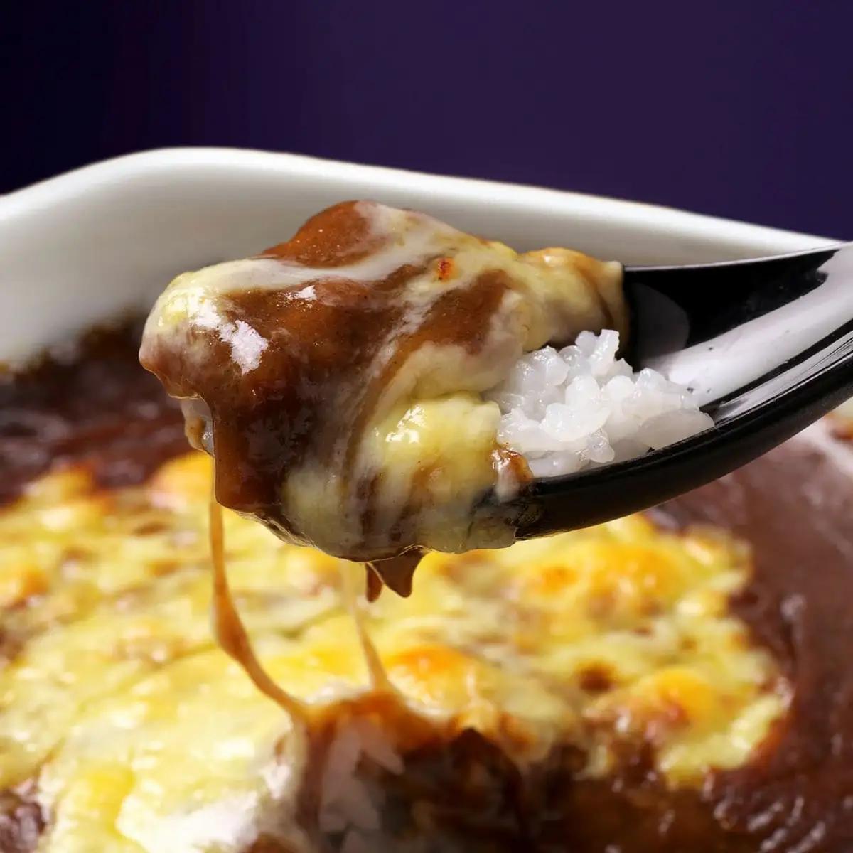 シナモロール 有田焼カレーのコラボレーション 小サイズ 2個セット 【プレアデス】 コラボ ボウル お皿 焼カレー 佐賀県産米 贈り物 ギフト 食器 うつわ カレー皿 サラダボウル F16-1