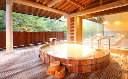 花巻温泉 佳松園 半露天風呂付客室 ペア宿泊券　【1542】