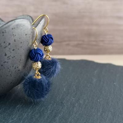 ふるさと納税 京丹後市 *藍色(ネイビー)*　水引ピアス/玉結びとフェイクファーのピアス |  | 01