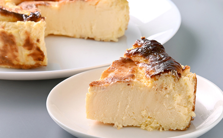 バスク風チーズケーキ(大)【配送不可地域：離島】【1639643】