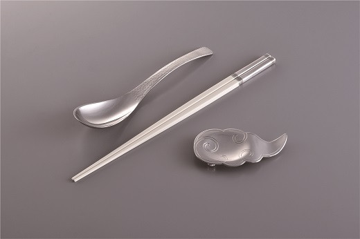 
            燕舞 中華箸・ステンレスレンゲ・雲型箸スプーンスタンド セット (白) FC012080
          