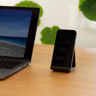 ふるさと納税 奥州市 スマホスタンド iPhone 17 Pro 対応 ダークブラウン バンドシー [AR173] |  | 01