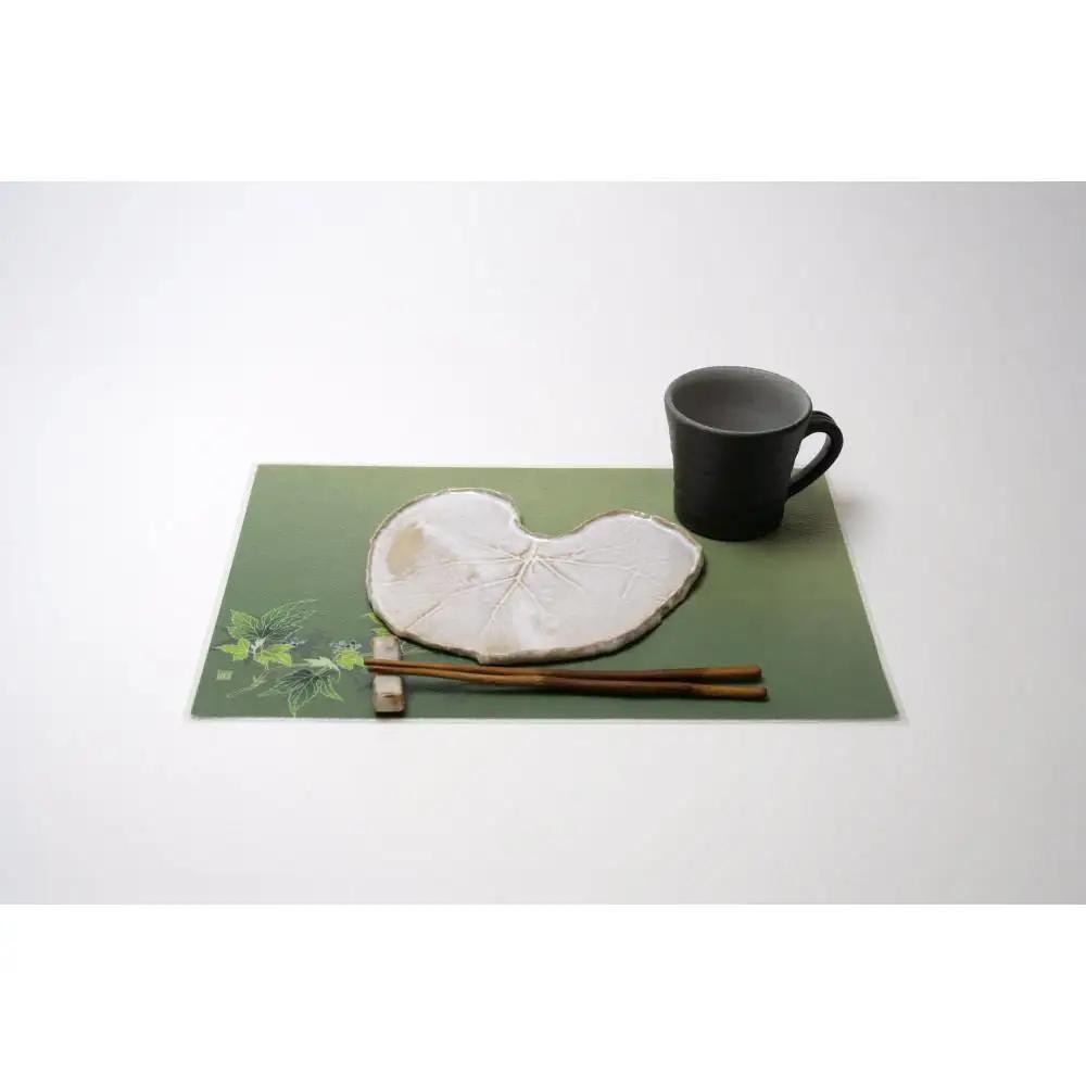 友禅シート　ランチョンマット　【野ブドウ(グリーン)】
