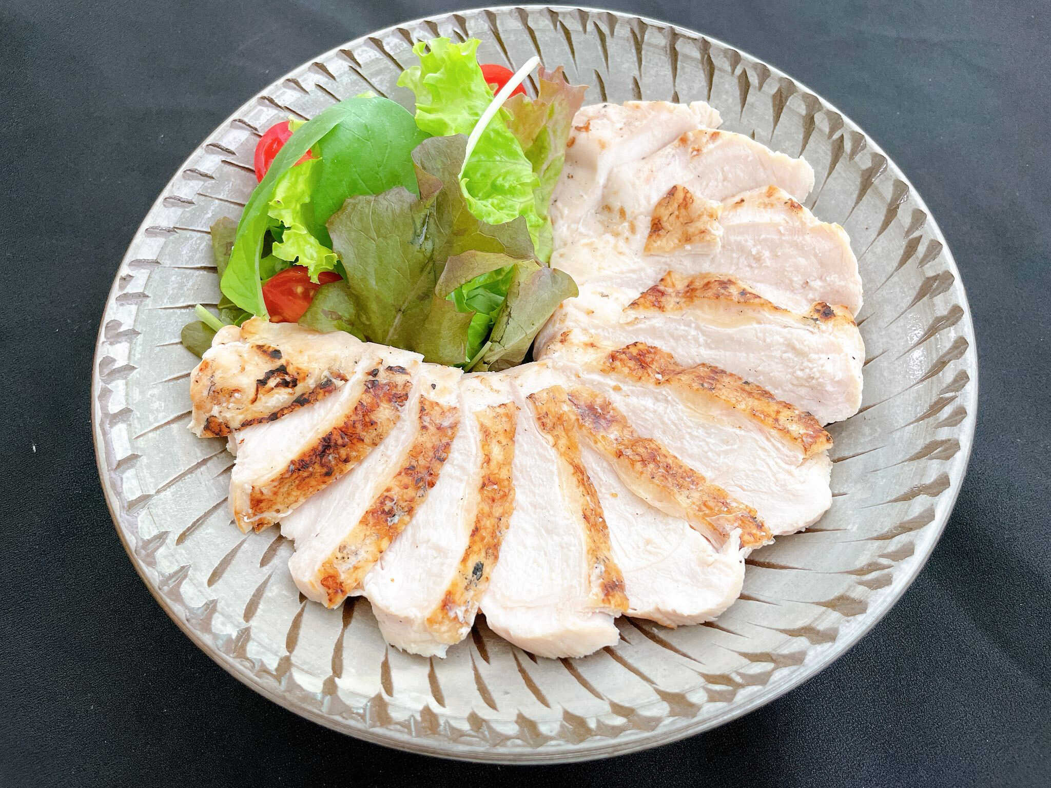 【ふるさと納税】 はかた地どり ローストチキン 約2kg(8~12P) 手焼き 炭火焼 吉富町/株式会社吉浦コーポレーション[BGAD007]