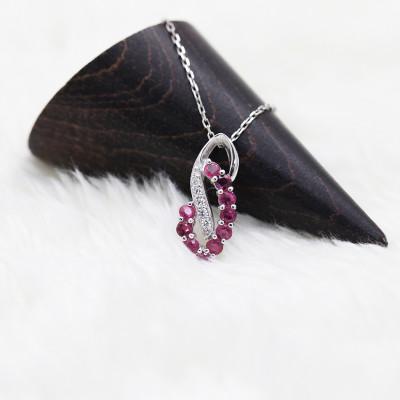 ふるさと納税 韮崎市 ネックレス プラチナ PT900 ルビー ダイヤモンド 0.05ct【f134-rd-pt】 |  | 01