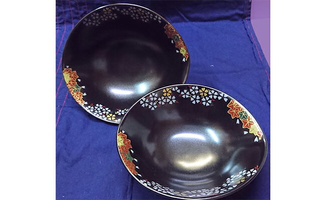 【ふるさと納税】黒マットのサラダボール大・小セット 九州特産品販売 A12-165