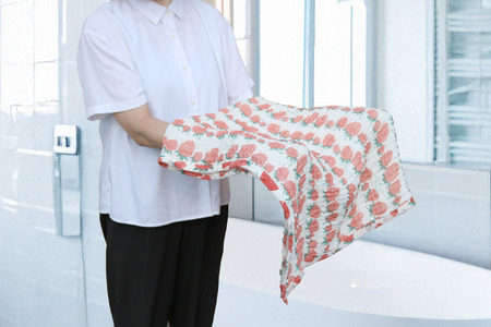 白雪友禅湯上りたおる  / いちご　9-120