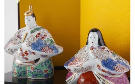 有田焼【其泉】磁器製ひな人形 金屏風・木台付き 賞美堂本店 bb001