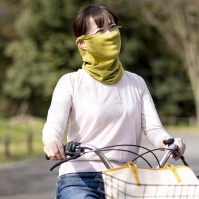 ふるさと納税 泉大津市 天然の美容繊維　UV対策シルクガーゼマスクネックウォーマー　グリーン　H-NW1901