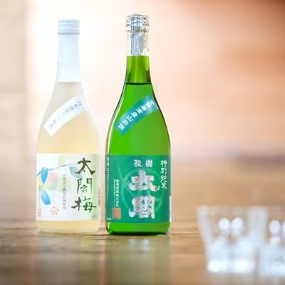 
唐津地酒SELECT A-4(聚楽太閤 特別純米酒720ml、梅酒 太閤梅720ml×各1本)
