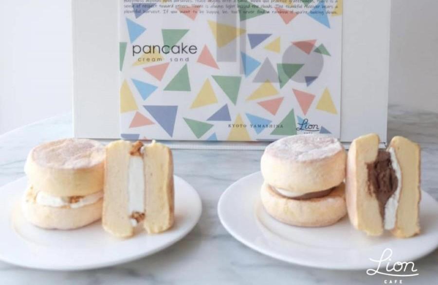 【ライオンカフェ】ふわふわパンケーキサンド2種10個入り｜京都 スイーツブランド ケーキ 人気セット [ パンケーキサンド食べ比べ プレミアム生クリーム 生チョコクリーム 贅沢 グルメ おすすめ お菓