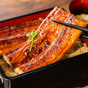 ふっくら大判うなぎ蒲焼　計約1280ｇ（約320g×4尾）
