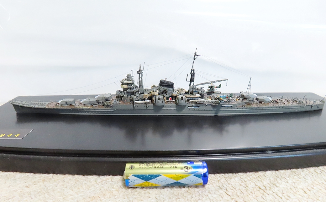 
                  プロプラモデラーが作る！一点物 日本海軍 重巡洋艦 「鈴谷1944レイテ」1/750 （ 完成品 ） フジミベースプラモデル ／ 重巡 飛行甲板 アクリルケース プラモデル プラモデラー インテリア 船 玩具 模型
                