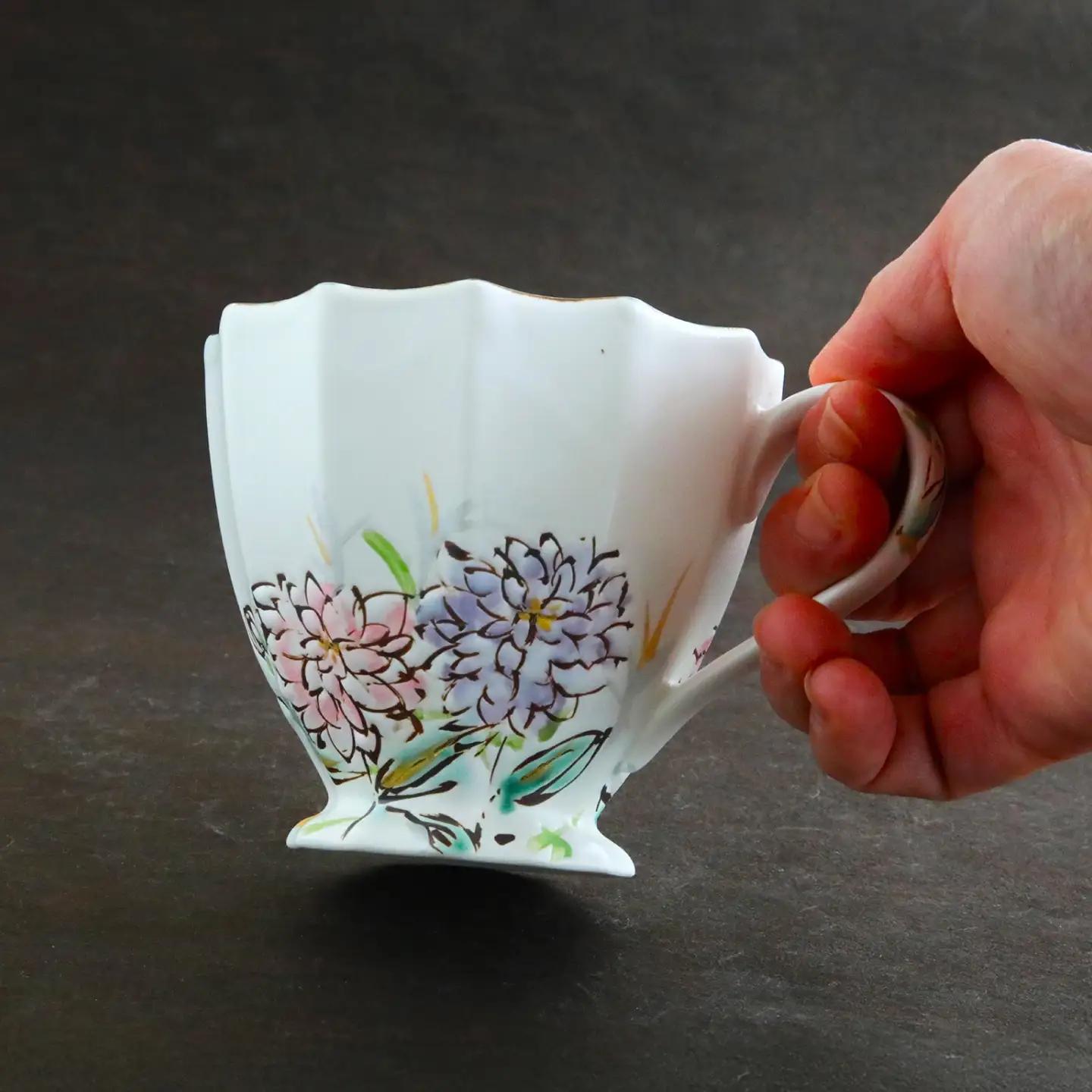 【美濃焼】koyomiお花マグカップ 8月 ダリア【buzan 武山窯】食器 コーヒーカップ ティーカップ [MBA020]