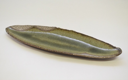 銀彩オーバル皿 和食器 長皿 平皿 陶芸品《受注制作》作品 インテリア オブジェ 皿 楕円皿 長皿 和食器 おすすめ おしゃれ スタイリッシュ モダン プレート 陶芸 手作り 陶器 陶芸作家