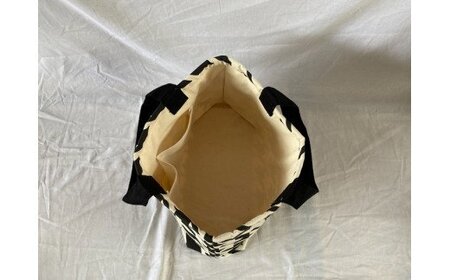 051-2　帆布トートバック