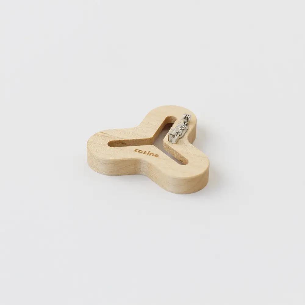 旭川家具 cosine STEPSブローチSAN　メープル_05739