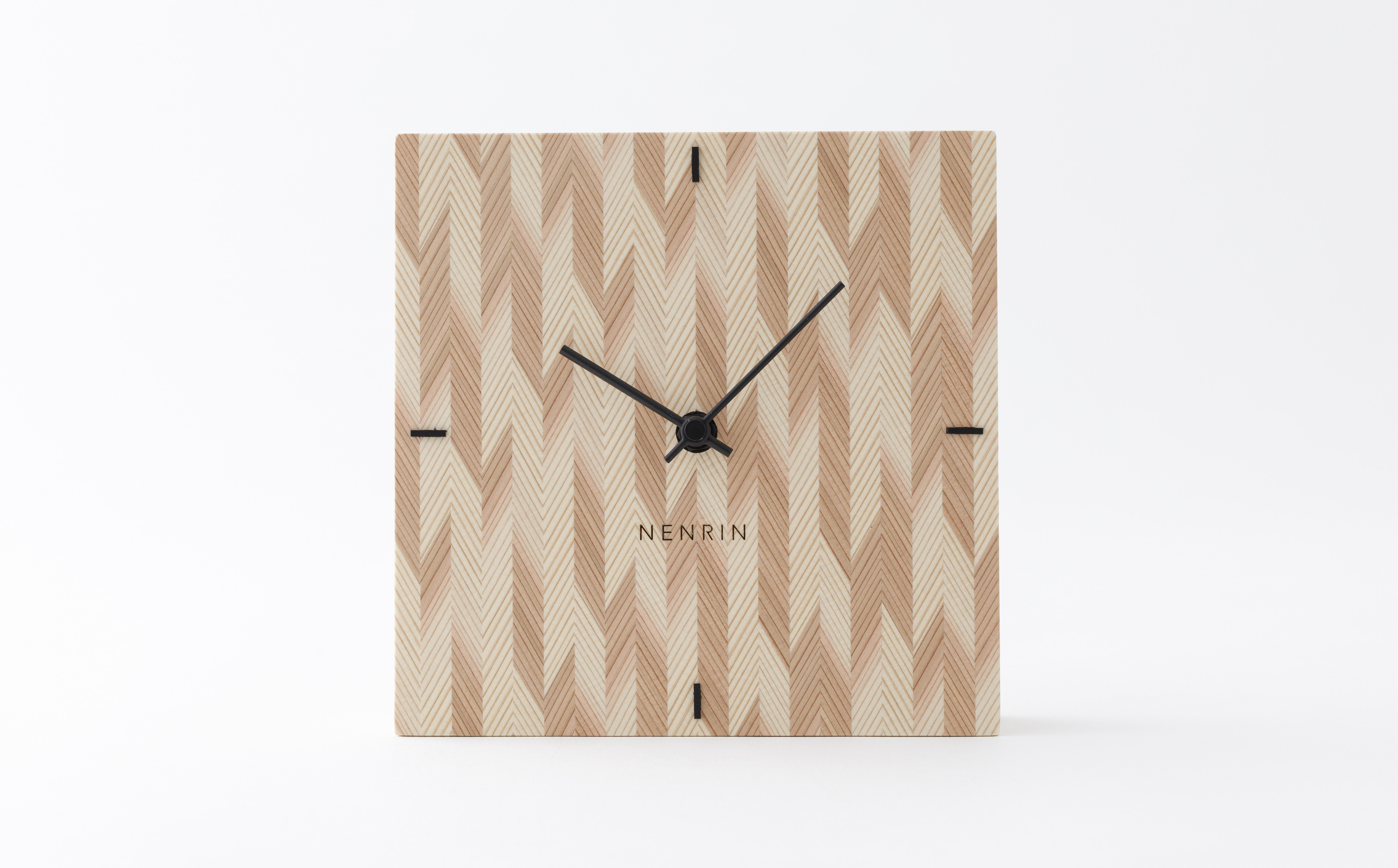 
【ミマツ工芸】諸富家具／NENRIN CLOCK「YABANE」
