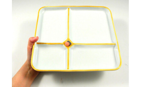 A20-399 有田焼 One Plate 1+3 椿(緑) 三光堂