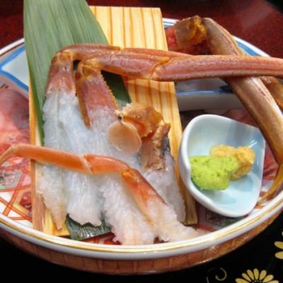 ふるさと納税 岩美町 鳥取網代港【訳あり】活!松葉ガニ1枚(900g以上)・セコガニ3枚セット【さかなや新鮮組】 |  | 01