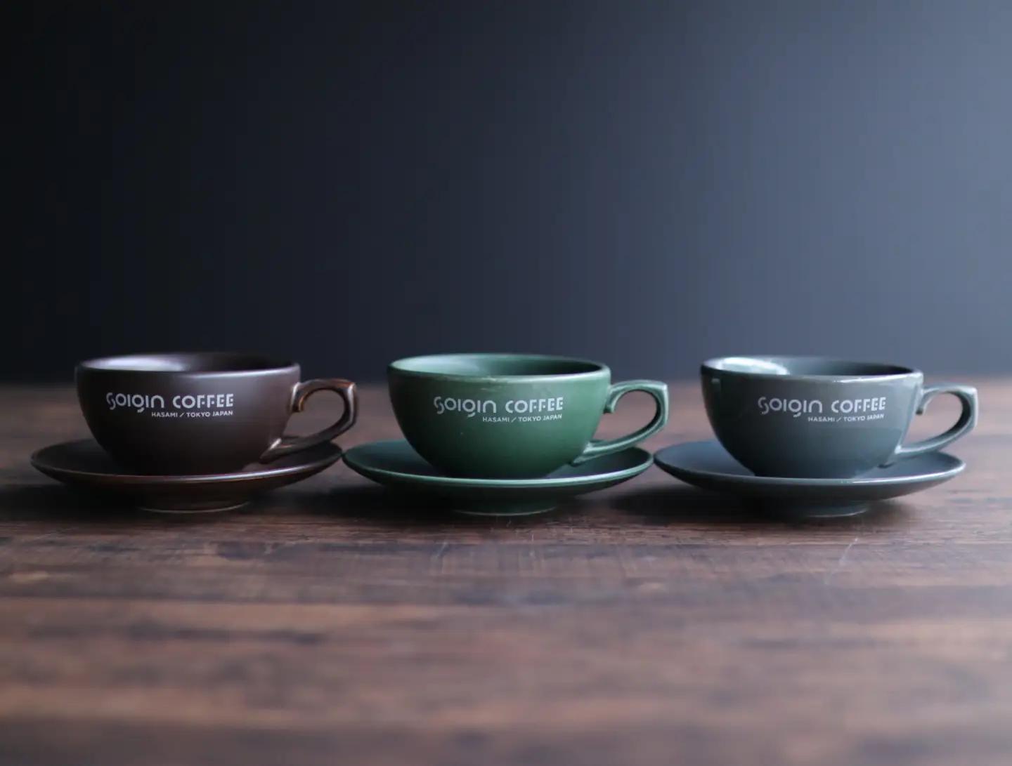 【有田焼】SOIGIN COFFEE　ロゴ入りラテカップ&ソーサーセット（ブラウン）