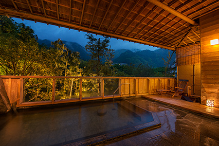 下呂温泉【下呂温泉 山形屋】宿泊補助券（12,000円分） 宿泊券 温泉 旅行【a018-2】