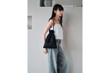 シルクサテンキャミトップス（白） ﻿ ﻿ ﻿ ﻿