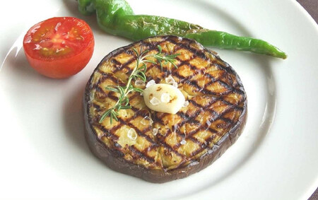 【虹色Farm】【先行予約/2024年7~8月発送】京ブランド野菜・賀茂茄子（かもなす） 6個 約1.5kg【ナス なす 夏野菜 野菜  茄子 セット 野菜 野菜 野菜 夏野菜 旬野菜 新鮮 野菜】