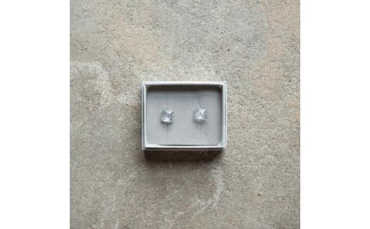 浮布〔clear cloth 〕 ピアス 色柄おまかせ