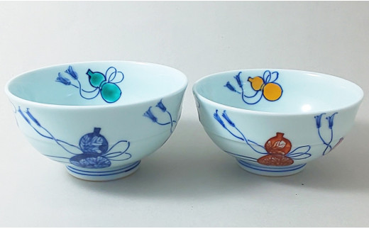 有田焼 六瓢紋 対飯碗 【ヤマト陶磁器】食器 器 うつわ 磁器 陶磁器 茶碗 茶わん ごはん茶碗 夫婦茶碗 2個 ペア セット ひょうたん 縁起物 手描き 贈答 ギフト cn017
