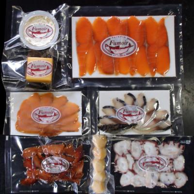 ふるさと納税 紋別市 8種のよくばりスモークセット【2026年4月以降発送】