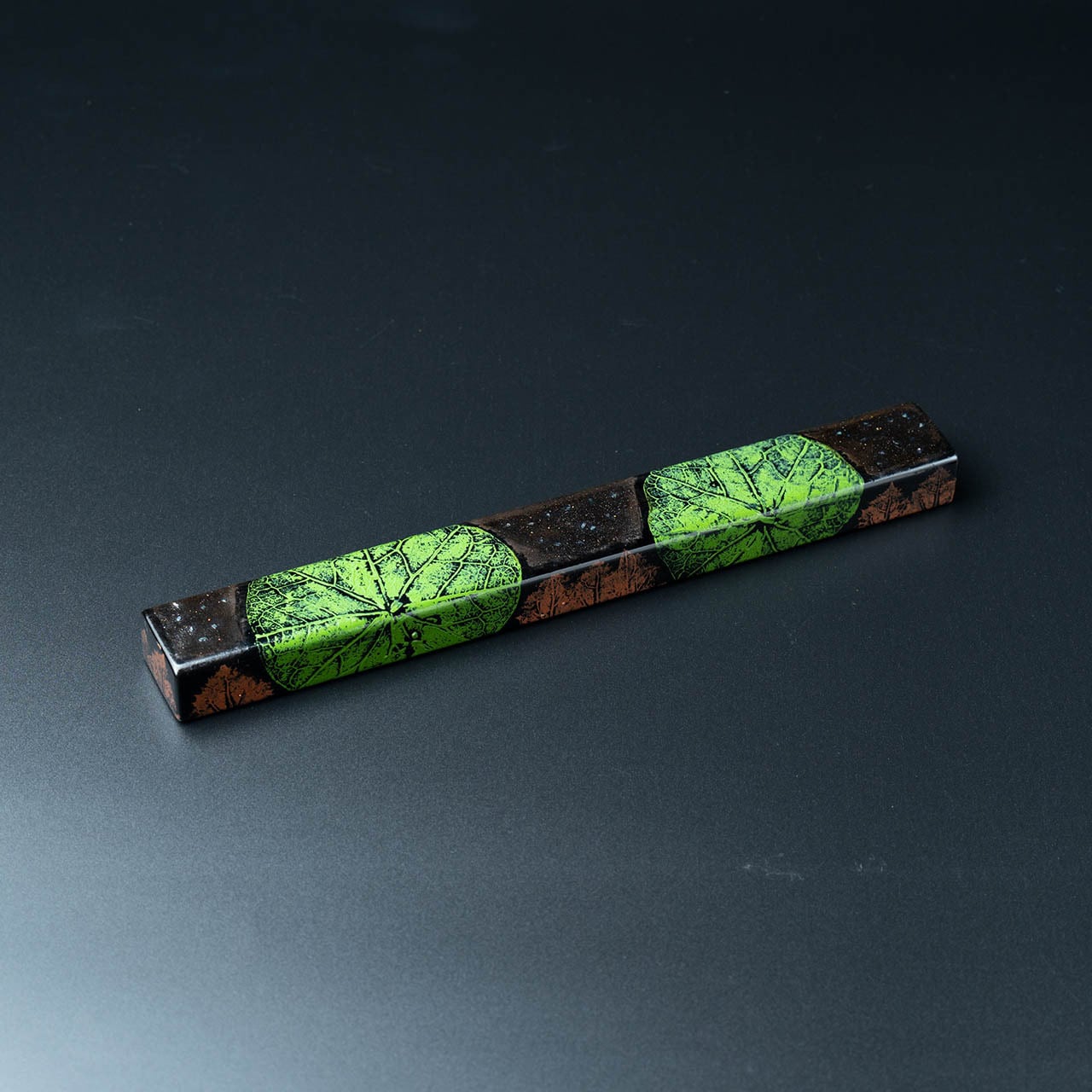 【ふるさと納税】かりゆし文鎮（大）作品名【静寂】