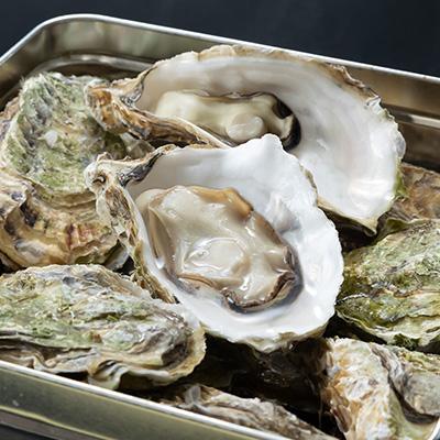 ふるさと納税 女川町 潮香焼セット(殻付き牡蠣・カンカン焼き)ナイフ・軍手入り |  | 01