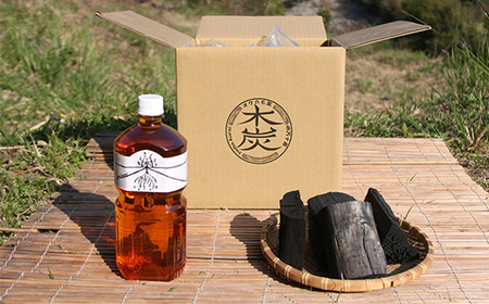 R5-204．四万十市産　山の恵みセット黒炭雑3kg+木酢液1リットル