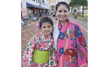 【ふるさと納税】☆沖縄貸衣装体験☆～貸衣装で美浜アメリカンビレッジ散策～