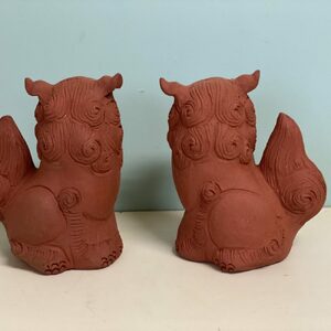 シーサー (小・赤) 沖縄土産 雑貨 シーサー 玄関 置物 沖縄市 / てぃーち工房[BCBA003-03]